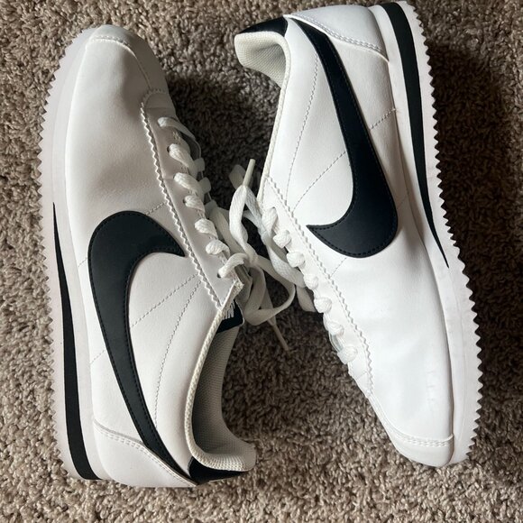 Nike Cortez Size 10 Womens White-Black - Picture 5 of 7